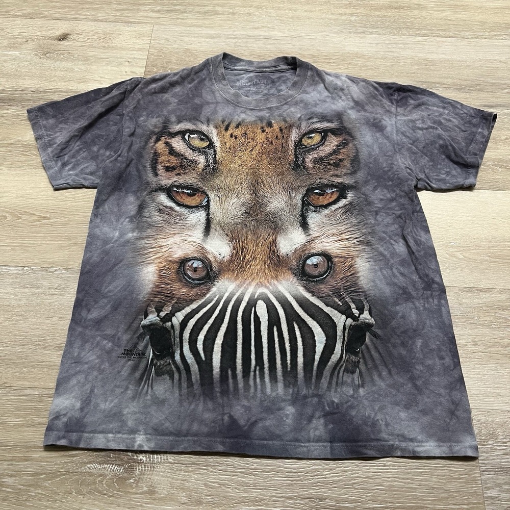 The Mountain Men's Animal Eyes Adult Wildlife Tie Dye Gray T-Shirt Size Large